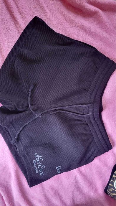 Женски спортни къси панталони