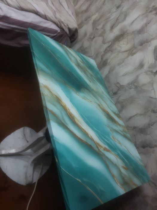 Продам журнальный столик 1,5 на 1 м.