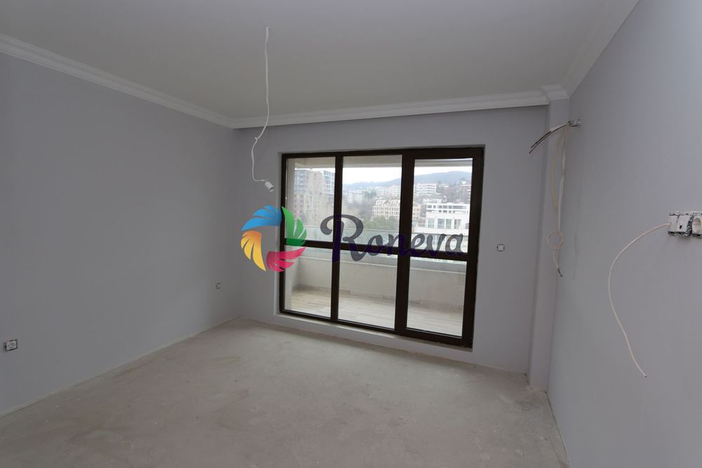 Многостаен в Варна-Бриз площ 270  цена 550000