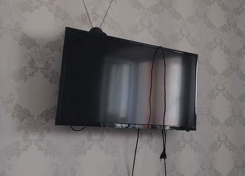 Телевизор Haier диагональ 33