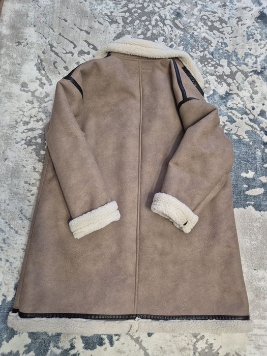 Cojoc Zara, mărimea S, oversize.