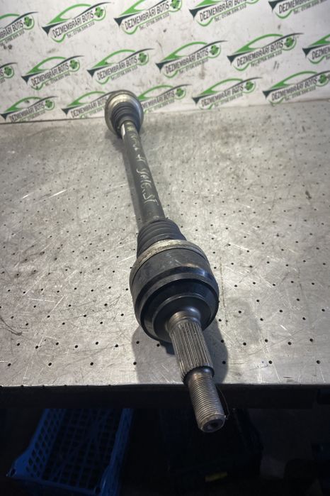 Planetara spate dreapta stanga 7P0 501 201 G Volkswagen VW Touareg ge