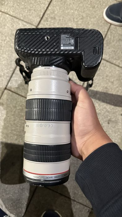 Canon  5d mark 4