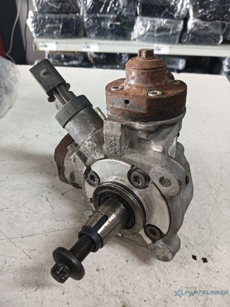 Pompa Inalte Presiune Bmw 5 (F10) [ 2009 - 2016 ] Oem 0445010617