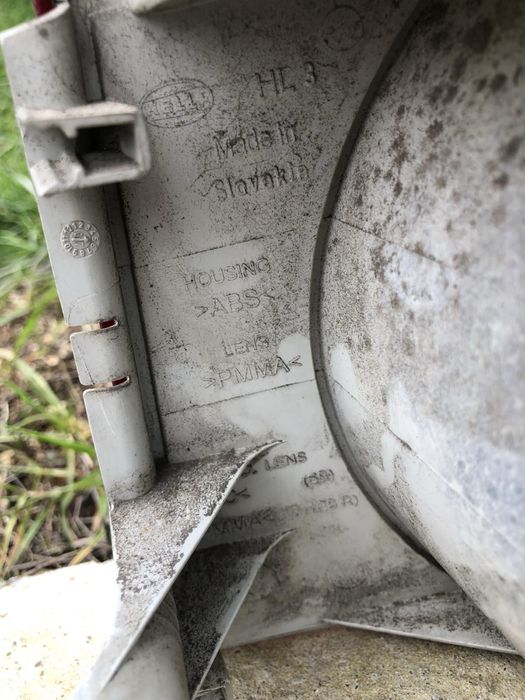 VW Touran Hella стопове