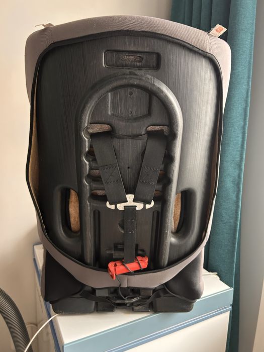 Продается Автокресло