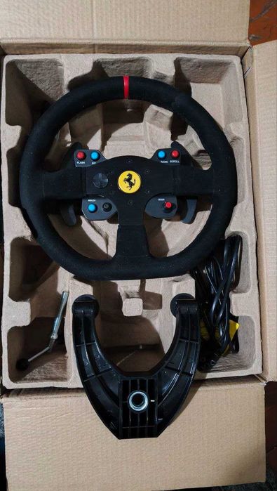 Игровой руль Thrustmaster T300 Ferrari Alcantara Edition