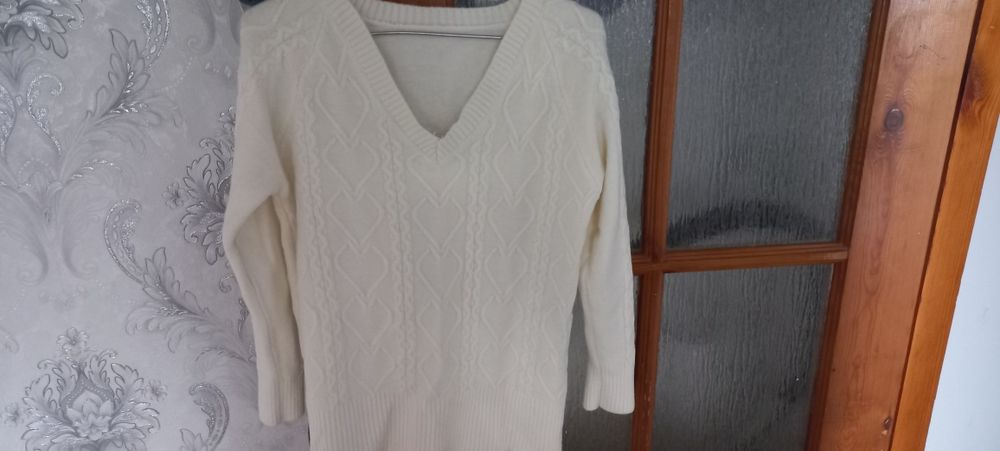 Продам женские тёплые кофту