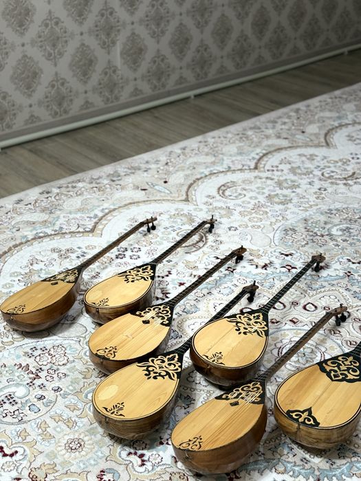 Домбра продается отличный состоение