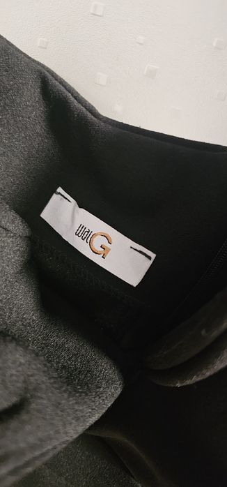 Черна рокля WalG