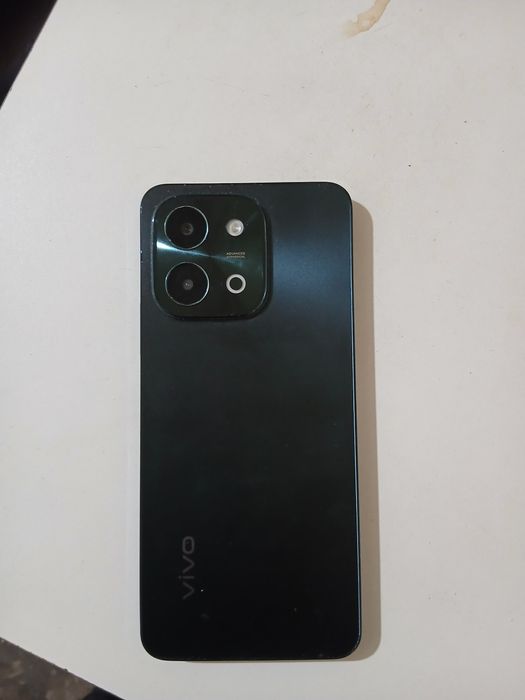 Vivo y28 8/126 gb