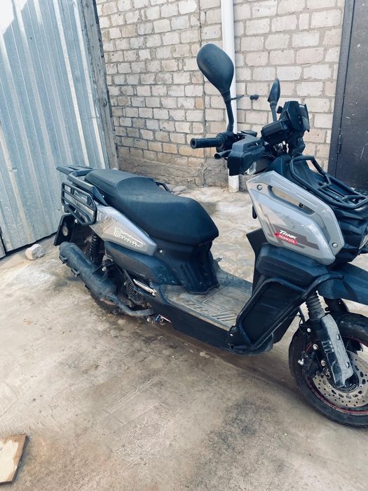 Продам Скутер Танк N10