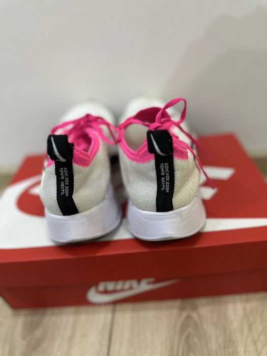 Nike Air zoom tempo running