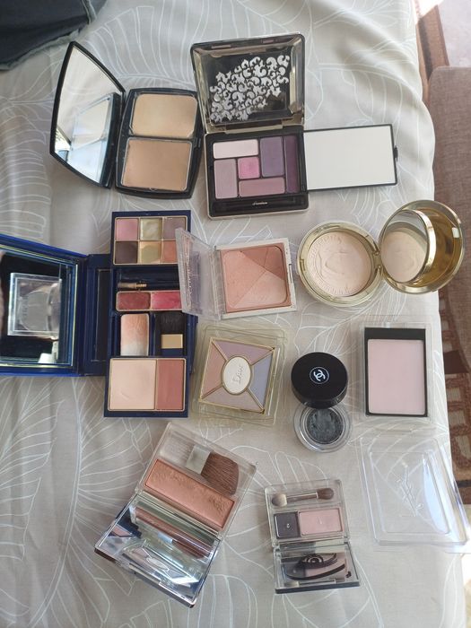 Сенки Estee Lauder, Dior, Chanel, Guerlain, Givenchy, Clinique