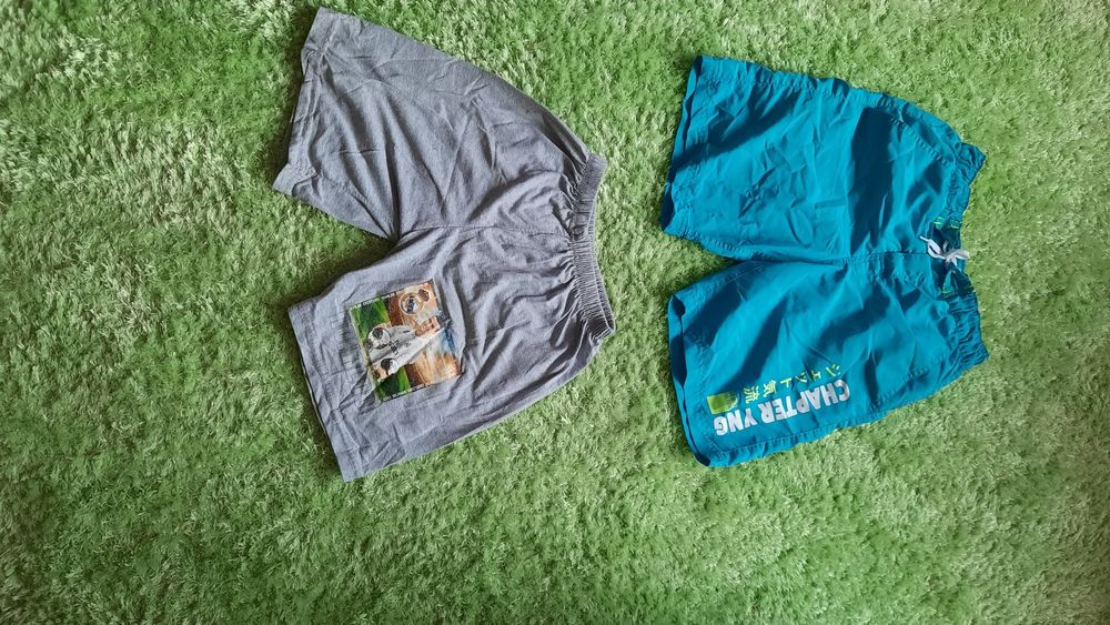 Vand pantaloni scurti copii