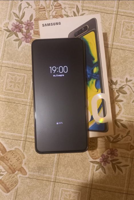 Продам Самсунг А80.