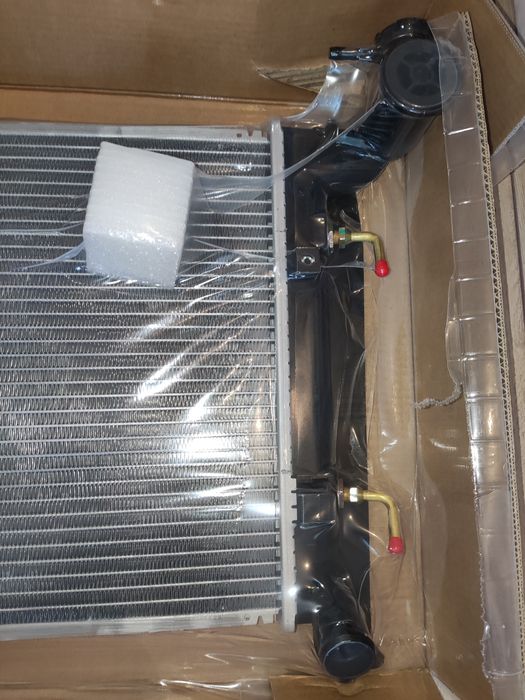 Продам радиатор охлаждения