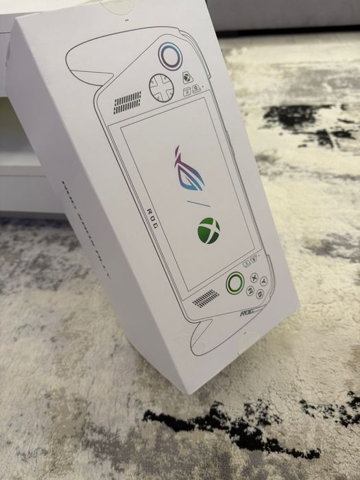 Conola Portabila Rog Xbox Aly