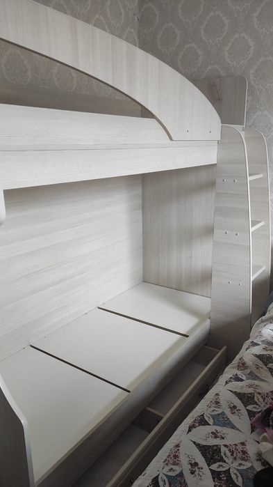 Продается Детская кровать двухъярусная