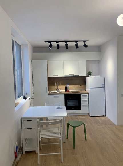 Дава се под наем Едностаен апартамент в София, Витоша - 50 кв.м за 448.8 € - Снимка #2