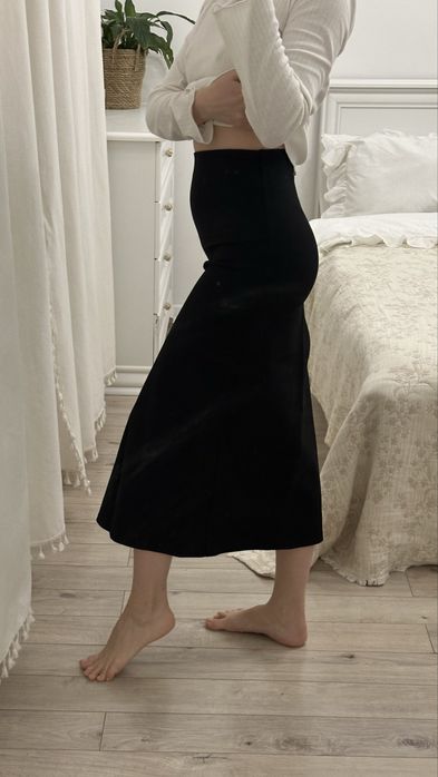 Черная юбка карандаш