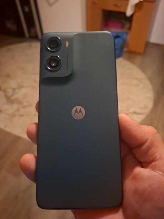 Moto G06 cu 5G, 64GB, impecabil,