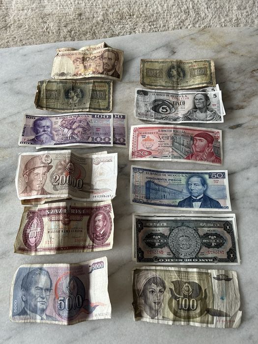 Продавам стари банкноти