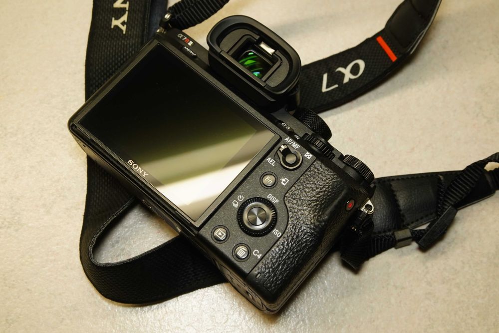 Sony A7RII Body – Pachet Complet, 9.975 cadre, stare impecabilă