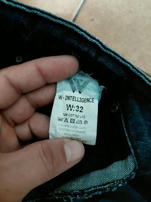 Страхотни мъжки дънки