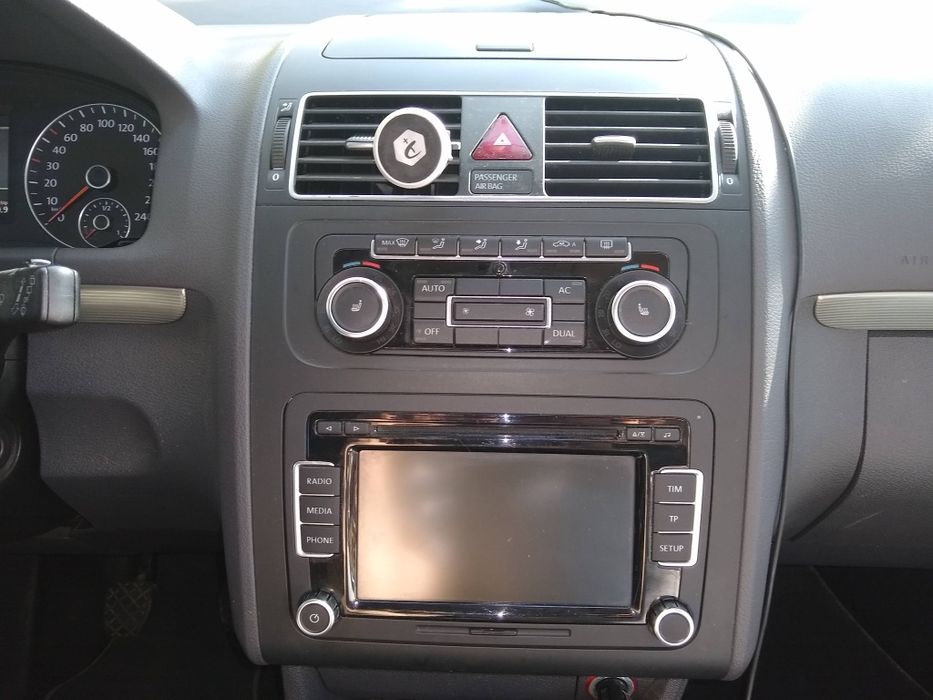 Volkswagen Touran 2011