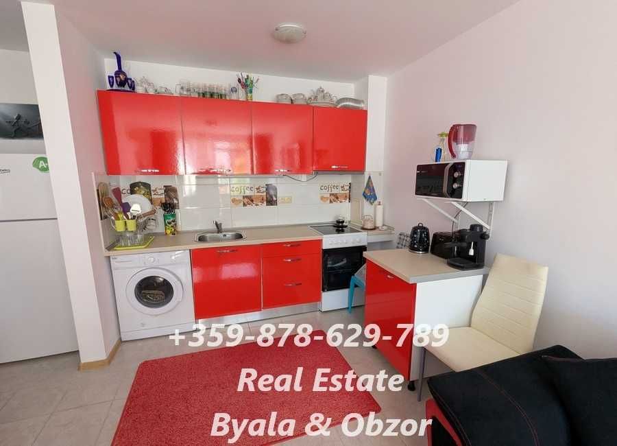 Продава се Двустаен апартамент в Бяла - 80 кв.м за 1050 €/кв.м - Снимка #7