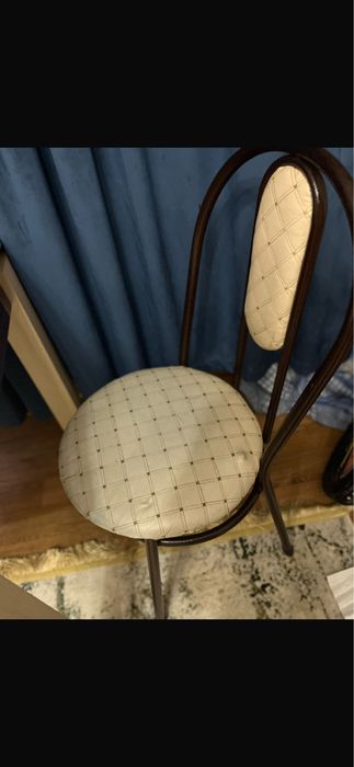 Продам кухонный стол трансформер