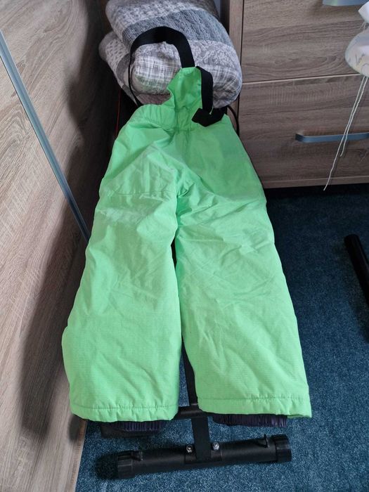 Pantaloni de schi copii Killtec Marimea 110-116 stare f buna