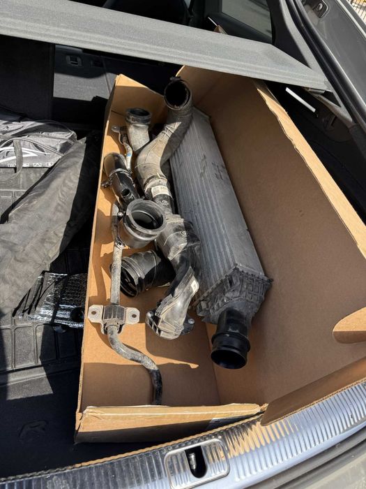 Продавам интеркулер за Audi S4 / S5 B9 2016+