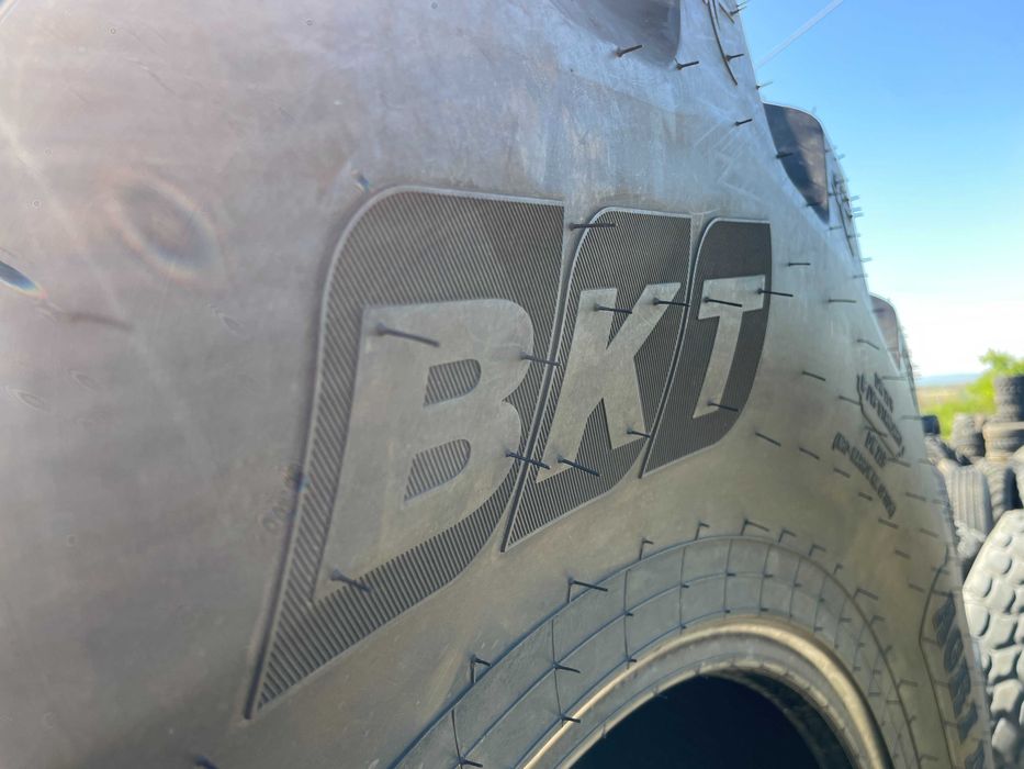 BKT Anvelope Radiale de tractor spate BKT VF710/60R42 FENDT CASES IH