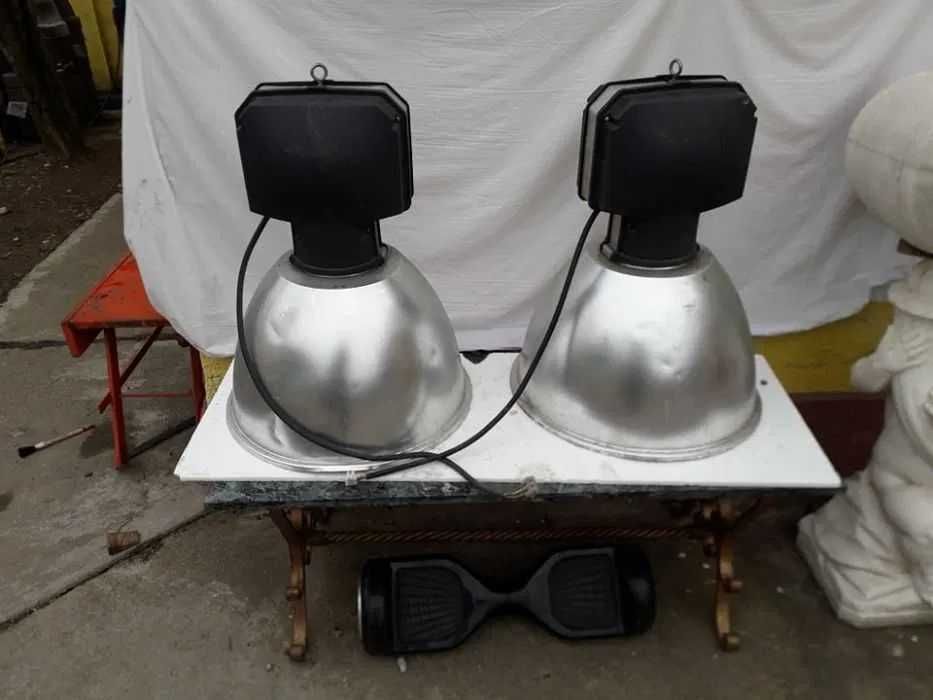 Becuri de iluminat curte,hala