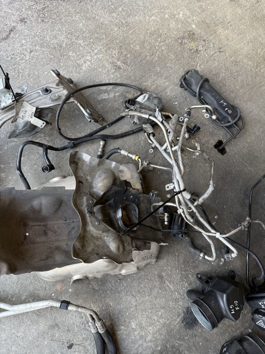 Маркучи казанчета bmw m5 f10 m6 f06 f12 f13 бмв м5 ф10 м6 ф06 ф12 ф13