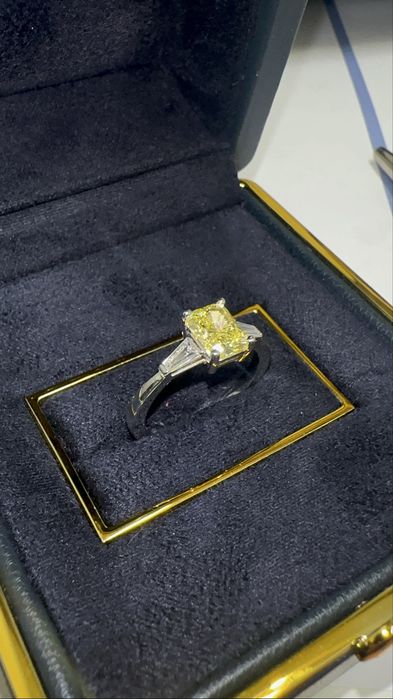 Лаб брилиант золото