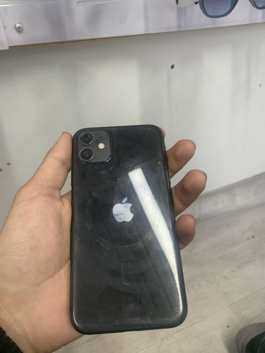 продам айфон  11