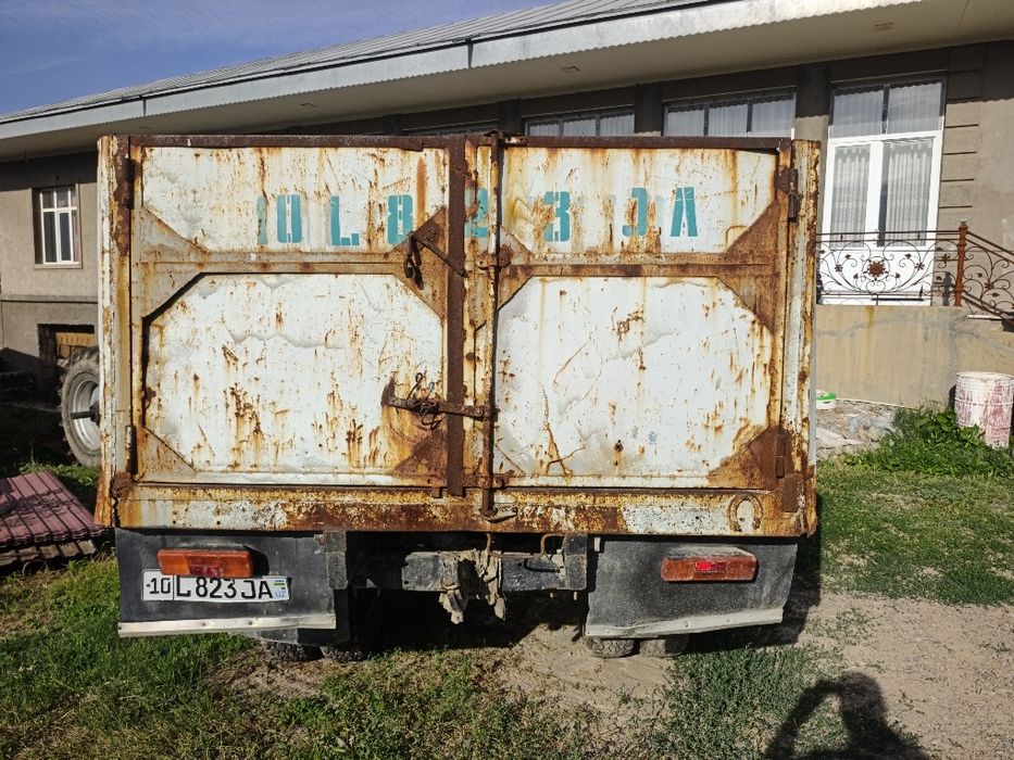 GAZ 53 Sotiladi tez narhini kelishamiz yana