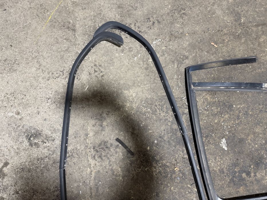 Shadow line лайстни за BMW E91