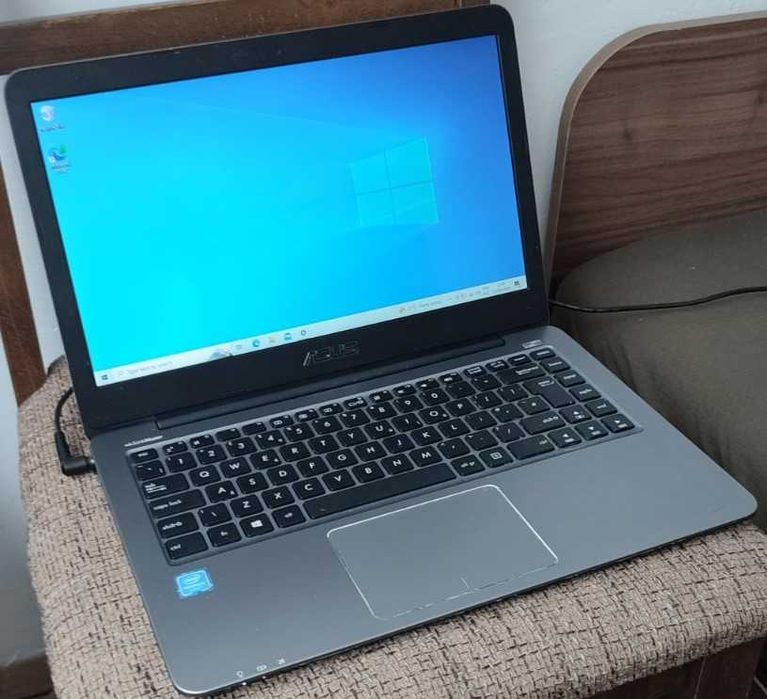 Лаптоп ASUS Notebook