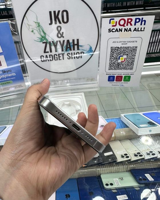 iPhone 15 PRO MaX de 256 GB cu 94% Bateria