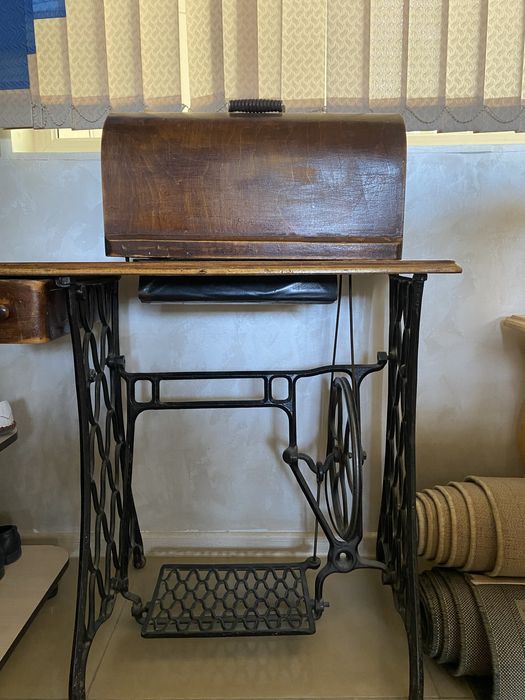 Щвейная машинка в отличном состоянии