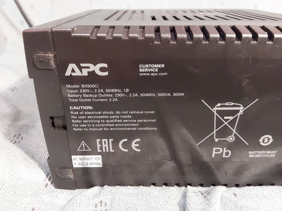 UPS  sursă neîntreruptibilă APC BX500CI