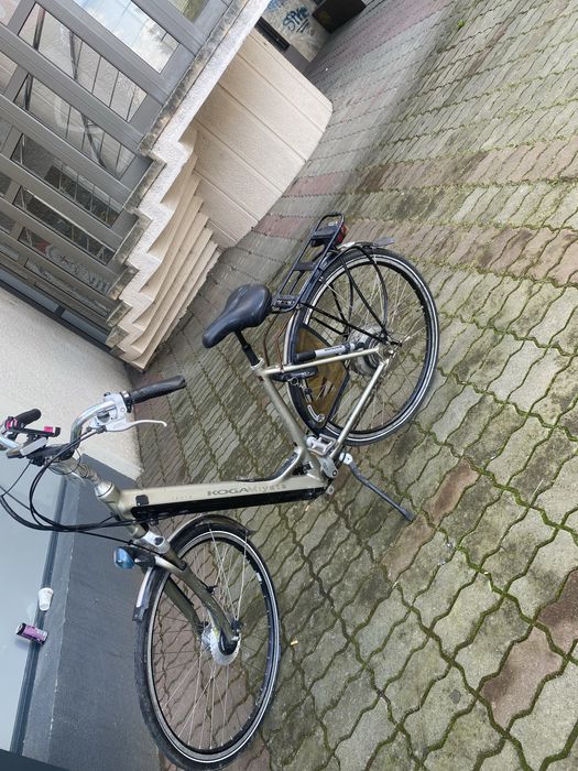 Se vinde bicicleta semi electrica pinioane schibate noi anpreuna cu lantlantul perfect functionala