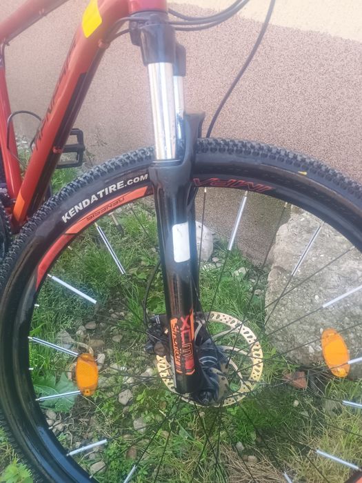 Vând bicicletă 29