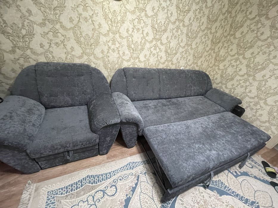 Продам диван и два кресла