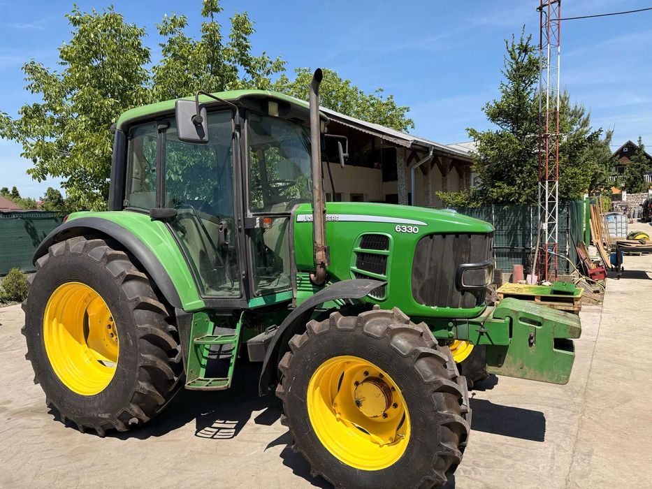 Tractor John Deere 6330