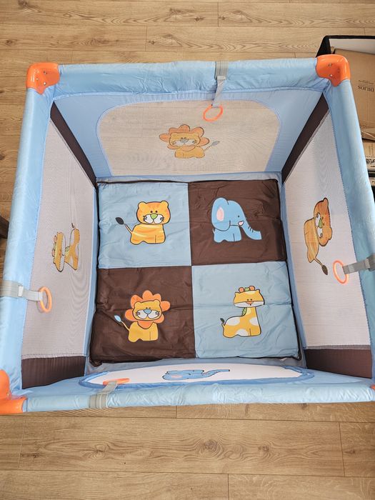 Кошара за игра Bebino, с халки, чанта и кашон